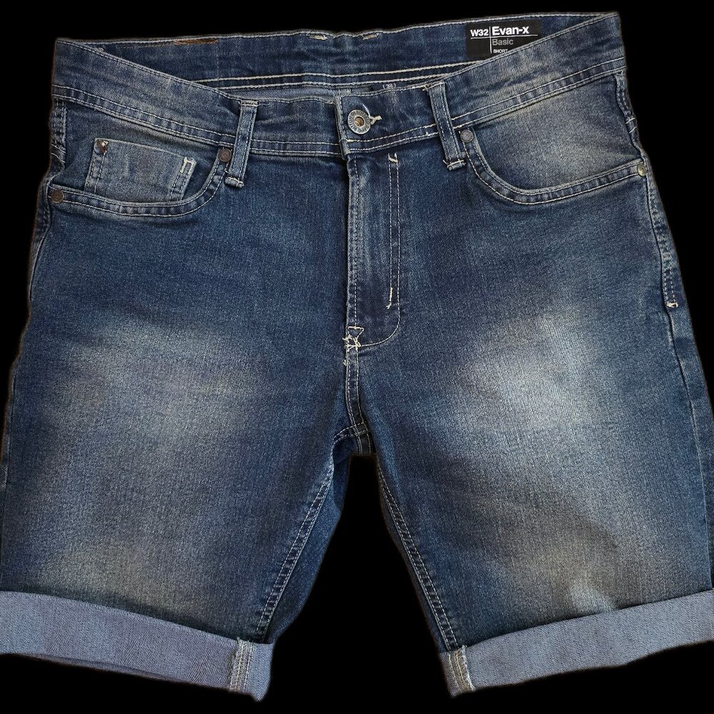 Buffalo David Bitton 32 x 10.5, Blue Jean Shorts. NWT M32 Hipster style
